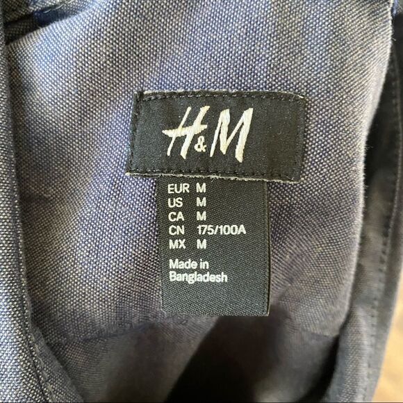H&M Blue Button Up Long Sleeve Dress Shirt Size Medium - Picture 10 of 10